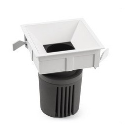 FARO - Downlight DEEP90 cuadrado blanco 15° 3000K CRI95 spread