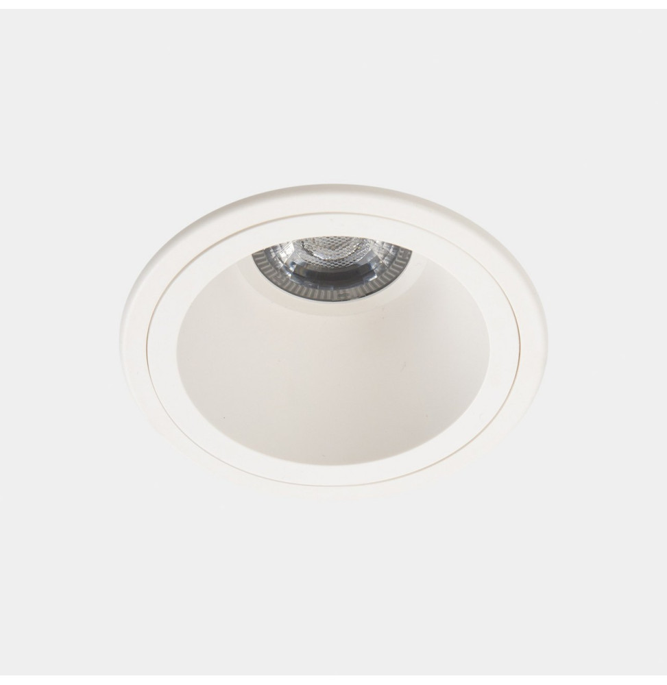LedsC4 - Downlight Lite diámetro 105mm 8.4 3000K CRI 80 30.2° PHASE CUT blanco IN IP20 / OUT IP54 638lm LedsC4 - Downlight Lite diámetro 105mm 8.4 3000K CRI 80 30.2° PHASE CUT blanco IN IP20 / OUT IP54 638lm