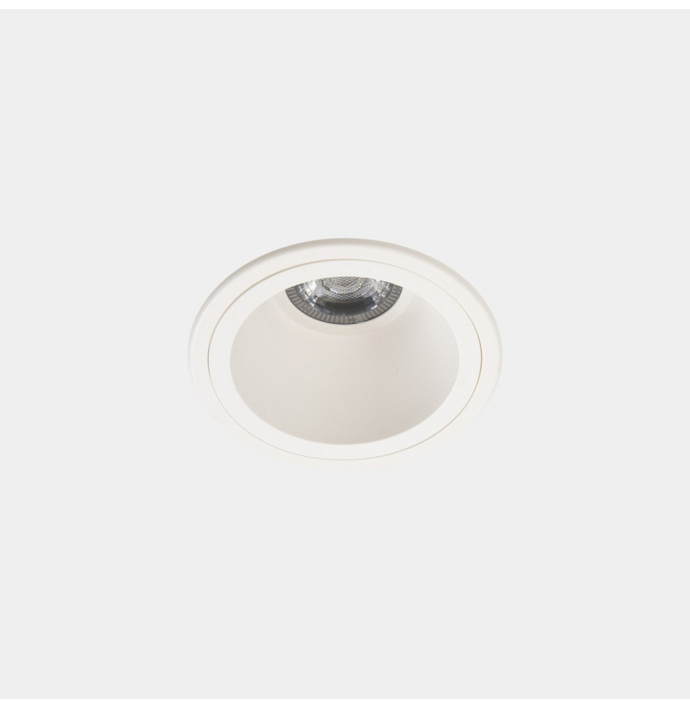 LedsC4 - Downlight Lite diámetro 75mm 8.4 3000K CRI 80 32.2° PHASE CUT blanco IN IP20 / OUT IP54 659lm LedsC4 - Downlight Lite diámetro 75mm 8.4 3000K CRI 80 32.2° PHASE CUT blanco IN IP20 / OUT IP54 659lm