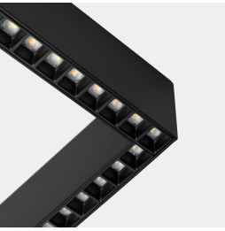 LedsC4 - Sistema lineal Infinite Slim Continuity Right cuadrado superficie 28.7 blanco cálido 3000K CRI 90 DALI-2/PUSH negro IP4