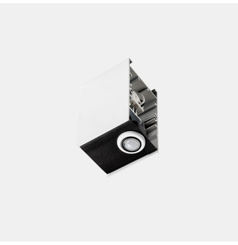 LedsC4 - Luminaria INFINITE Pro DALI D4i Sensor LedsC4 - Luminaria INFINITE Pro DALI D4i Sensor